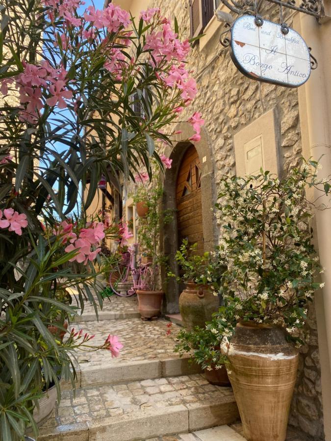 Bed and Breakfast Il Borgo Antico Рокка-Массіма Екстер'єр фото
